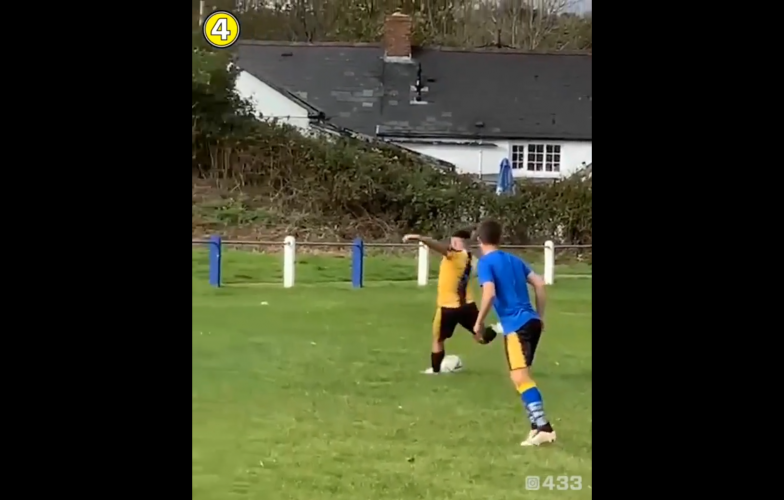 VIDEO: Cầu thủ sút penalty đánh lừa người xem
