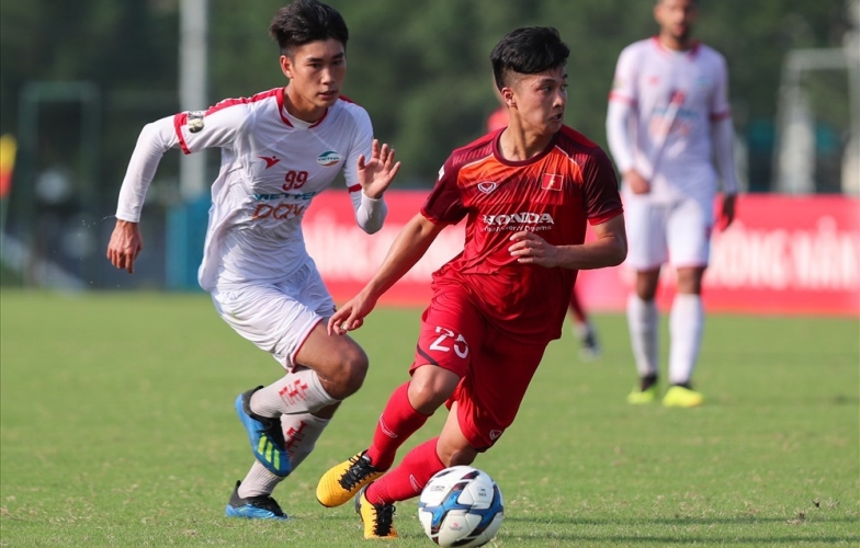 Sao Việt kiều đặt quyết tâm sau màn ra mắt V-League không trọn vẹn