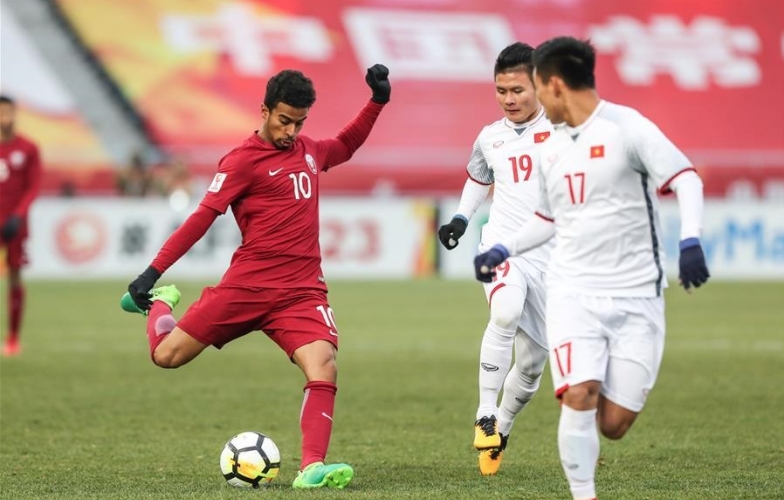 VIDEO: Phong độ chói sáng của Cầu thủ hay nhất châu Á từng thua U23 Việt Nam