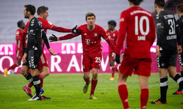 Muller đem về chiến thắng cho Bayern Munich