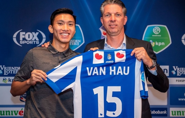 SC Heerenveen bị chỉ trích thậm tệ với hợp đồng của Văn Hậu