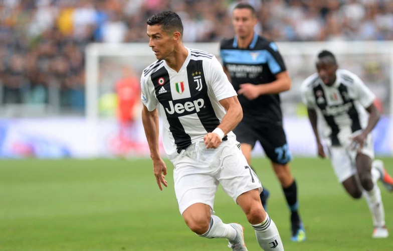 Ronaldo kiến tạo, Juventus giành chiến thắng thứ 10 ở Serie A