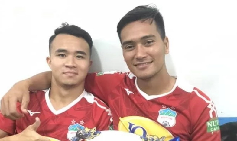 Trung vệ Việt từ chối HAGL sang Campuchia chơi bóng