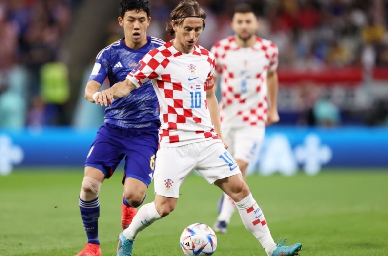 Trực tiếp Nhật Bản 0-0 Croatia: Thế trận hấp dẫn!