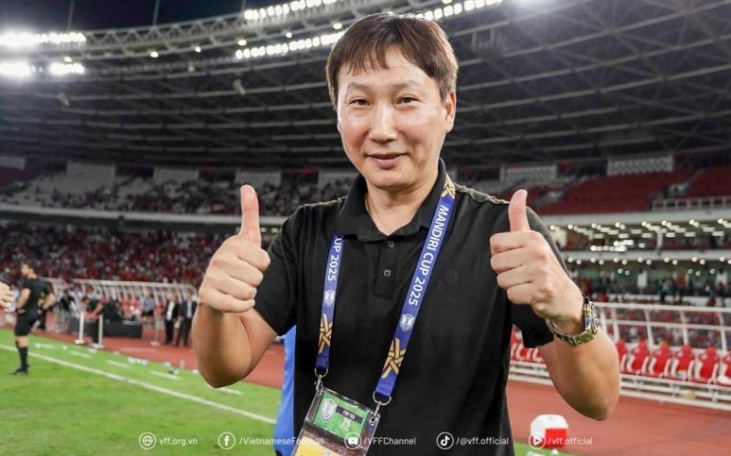 Trực tiếp: HLV Kim Sang Sik phát biểu sau khi giành HCV SEA Games 33
