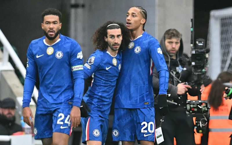 Thi đấu kiên cường, Chelsea có trận hòa kịch tính