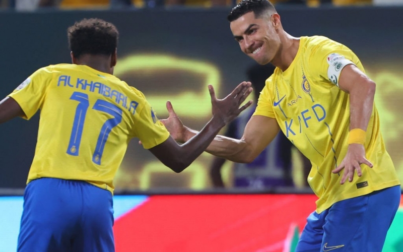 Ronaldo định đoạt trận đấu, Al Nassr thoát hiểm