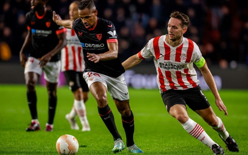 Trực tiếp PSV vs Sevilla, 02h00 hôm nay 4/10