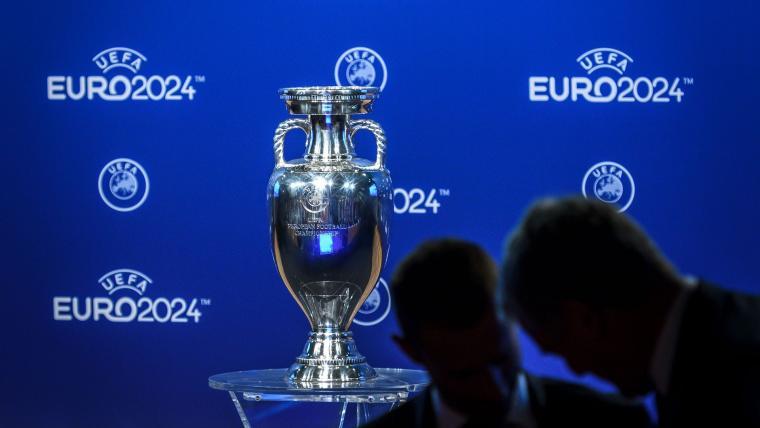 Điểm mặt 5 trận đấu gây tranh cãi nhất trong lịch sử Euro