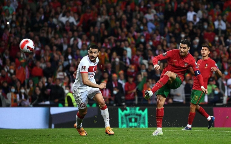 Trực tiếp Bồ Đào Nha vs Thổ Nhĩ Kỳ: Ronaldo lĩnh xướng hàng công