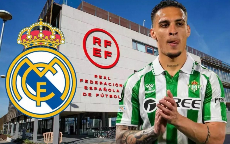 Real Madrid nổi giận vì Antony được xóa thẻ đỏ