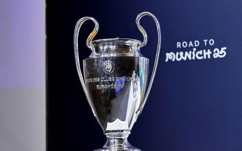 Siêu máy tính chọn vô địch Champions League sau khi Liverpool bị loại