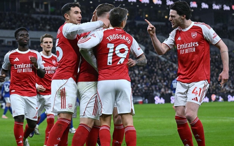 Trực tiếp Arsenal 0-0 Brighton: Trận đấu bắt đầu