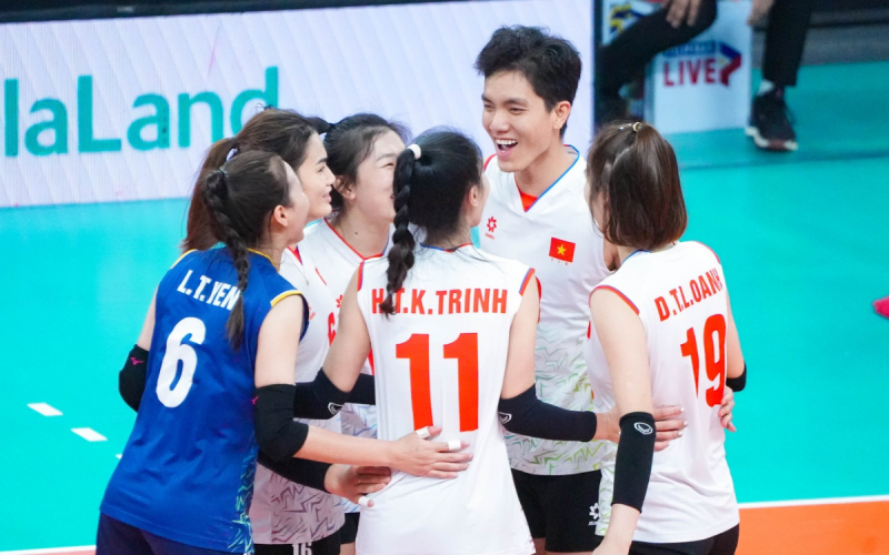 Trực tiếp bóng chuyền nữ Việt Nam 1-0 Kazakhstan: Bích Tuyền đẳng cấp