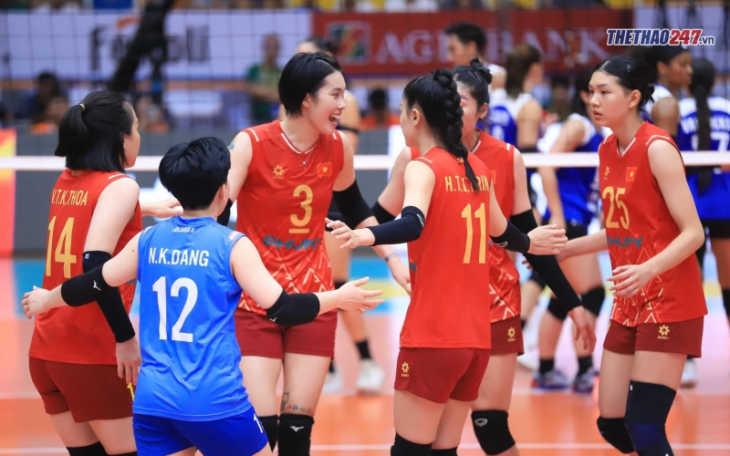 Trực tiếp bóng chuyền nữ Việt Nam 1-0 Philippines: Đôi công hấp dẫn