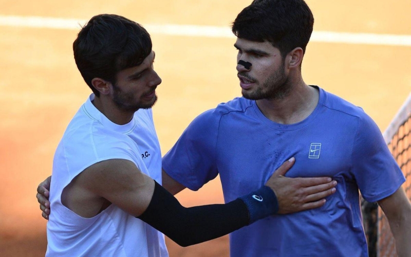Trực tiếp tennis Carlos Alcaraz 0-0 Lorenzo Musetti: Khởi động
