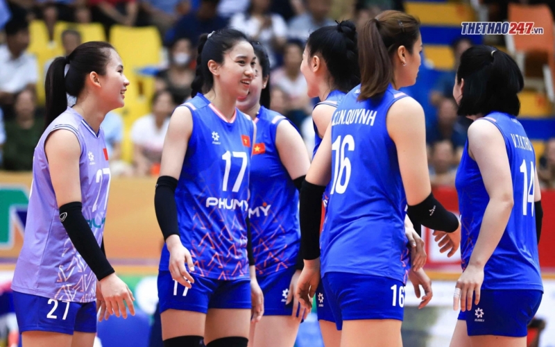 Bóng chuyền nữ Việt Nam toàn thắng sau vòng bảng VTV Cup 2025