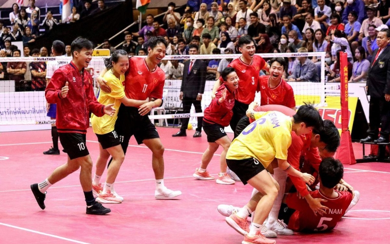 Hạ đẹp Thái Lan, cầu mây Việt Nam lọt chung kết giải thế giới