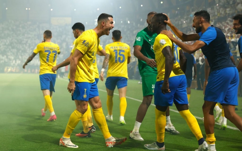 Ronaldo săn bàn ấn tượng, Al Nassr thắng nghẹt thở trong trận cầu 7 bàn