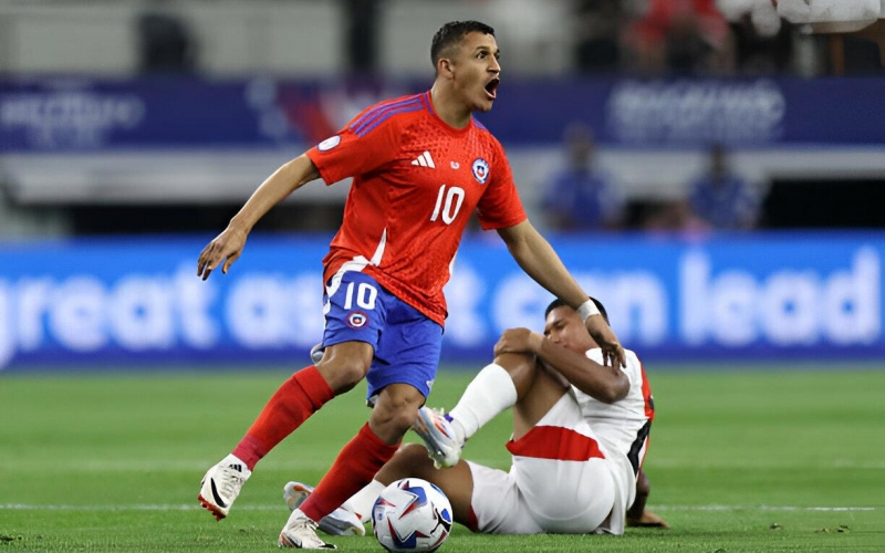 Trực tiếp Peru 0-0 Chile: Sanchez bỏ lỡ đáng tiếc