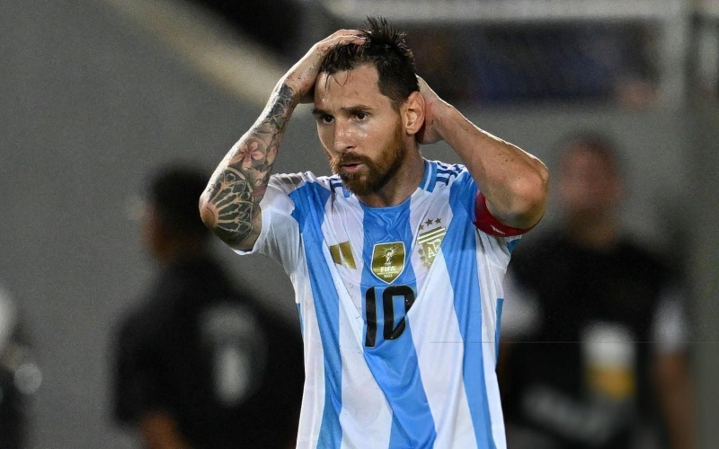 Messi bực tức, nói rõ lý do khiến Argentina mất điểm