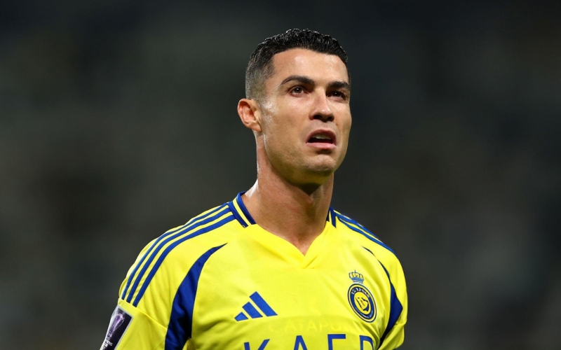 Ronaldo tỏa sáng, Al Nassr vẫn 'ngã ngựa' ngay trên sân nhà