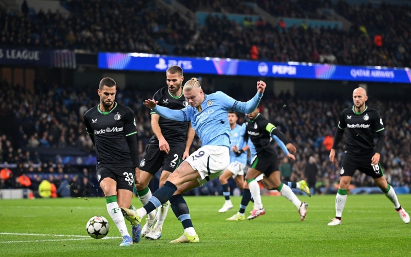 Trực tiếp Man City 0-0 Feyenoord: Liên tục bỏ lỡ