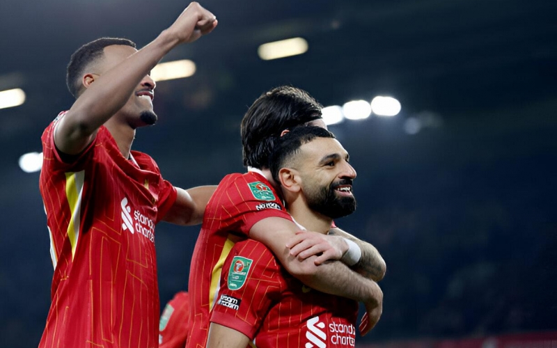 Trực tiếp Liverpool 4-0 Tottenham: Salah tỏa sáng