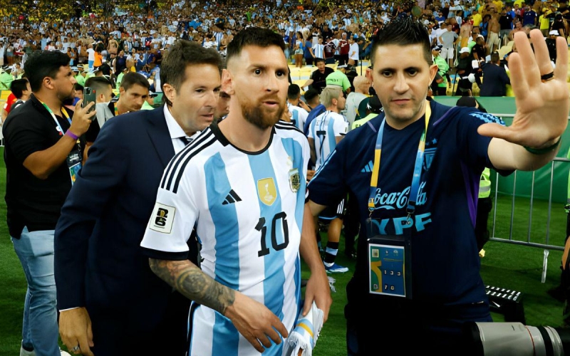 Messi và ĐT Argentina bị tố được trọng tài ưu ái