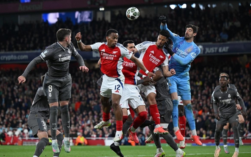 Real Madrid thua đơn thiệt kép trước Arsenal