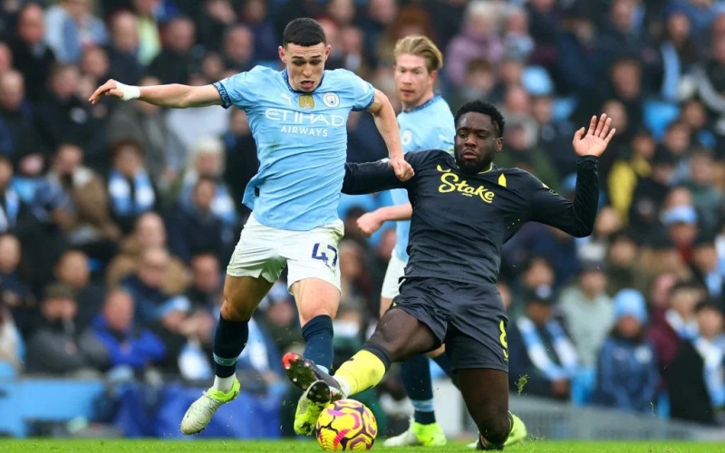 Trực tiếp Man City 0-0 Everton: Đi tìm bàn thắng