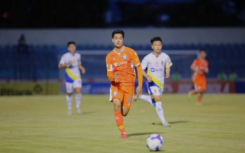 Xác định đội đá play-off tranh vé dự V-League với Bình Phước