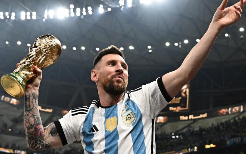 CHÍNH THỨC: Argentina phải trả lại cúp vàng World Cup