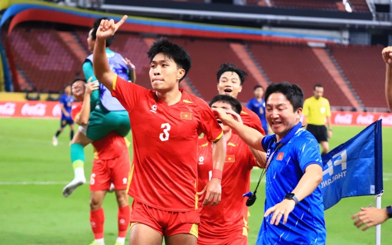 CĐV Indonesia bùng nổ phản ứng khi Việt Nam vô địch SEA Games