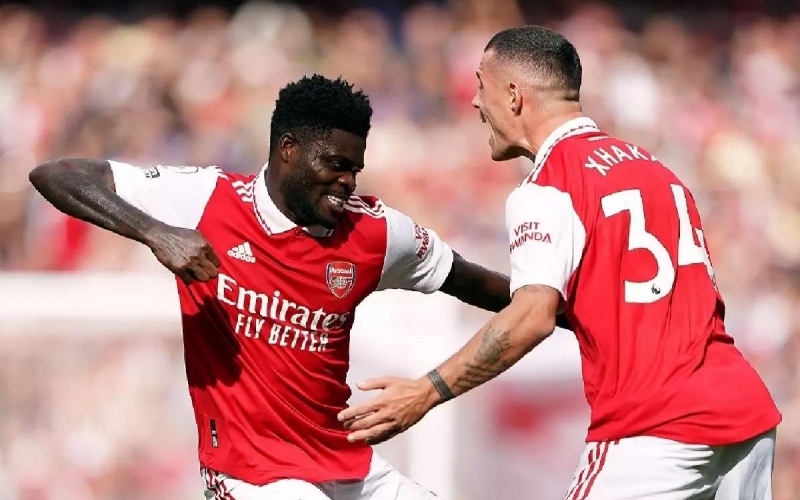 Cựu sao Arsenal nguy cơ ngồi tù vì cáo buộc hiếp dâm