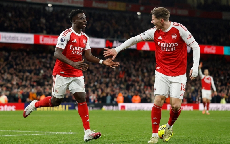 Sau vòng 14 Ngoại hạng Anh: Đỉnh cao Arsenal, bóng tối tại MU