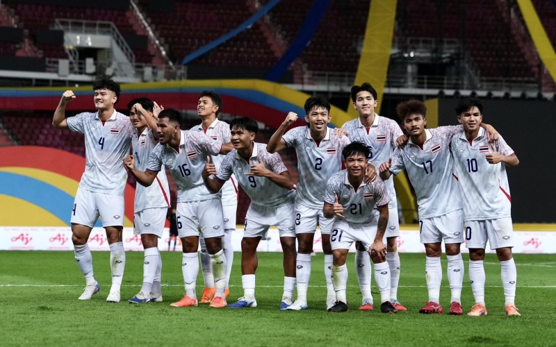 KHÓ TIN: U22 Thái Lan chỉ còn 14 cầu thủ đá SEA Games