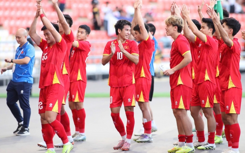 CĐV Thái Lan kinh ngạc vì U22 Việt Nam thắng đẹp Philippines