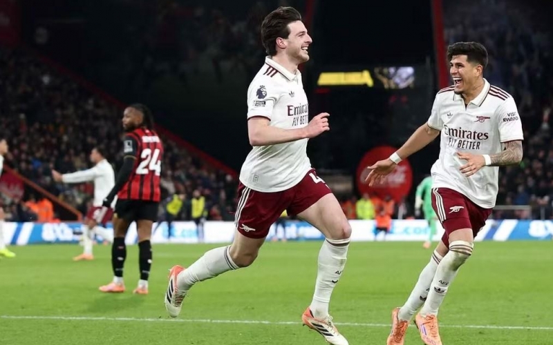 Arsenal thắng nghẹt thở, nối dài mạch trận tuyệt vời