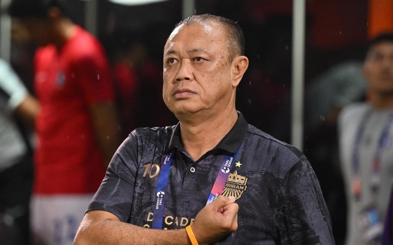 Chủ tịch Buriram United: 'Chúng tôi muốn vô địch ngay trên Việt Nam'