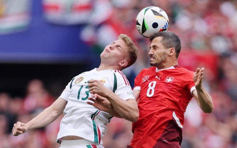 Trực tiếp Hungary 0-2 Thuỵ Sĩ: Ép sân liên tục