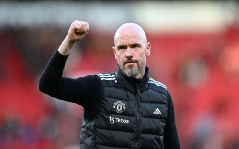 Ten Hag tung hô hàng phòng ngự MU, nhắc tới Sir Alex