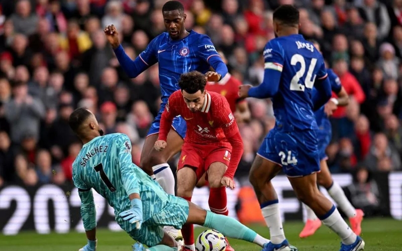 Đã rõ lý do Liverpool bị tước phạt đền trước Chelsea