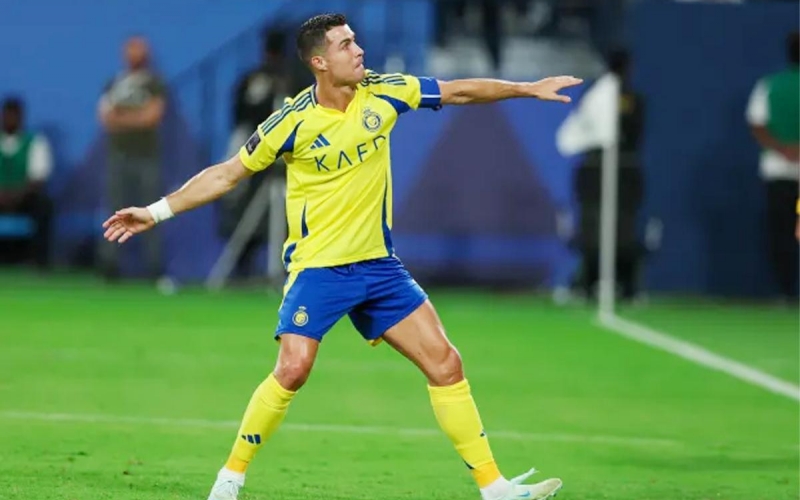 Trực tiếp Al Nassr 0-0 Damac: Ronaldo chưa có đất diễn