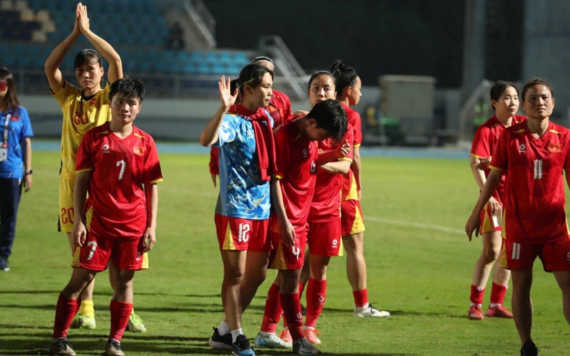 Bị cướp trắng bàn thắng, Việt Nam nhận trận thua chưa từng có trong lịch sử