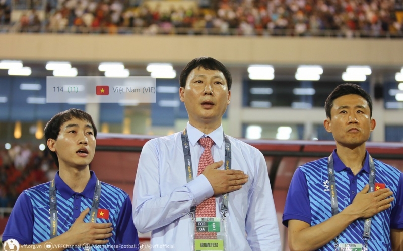HLV Kim Sang Sik giúp ĐT Việt Nam thăng tiến trên BXH FIFA