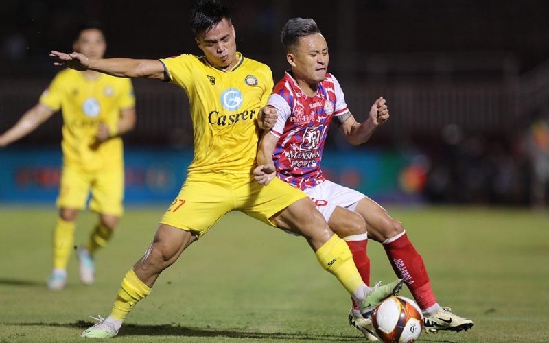 Trực tiếp TP HCM 0-0 Thanh Hóa: Nhập cuộc hứng khởi