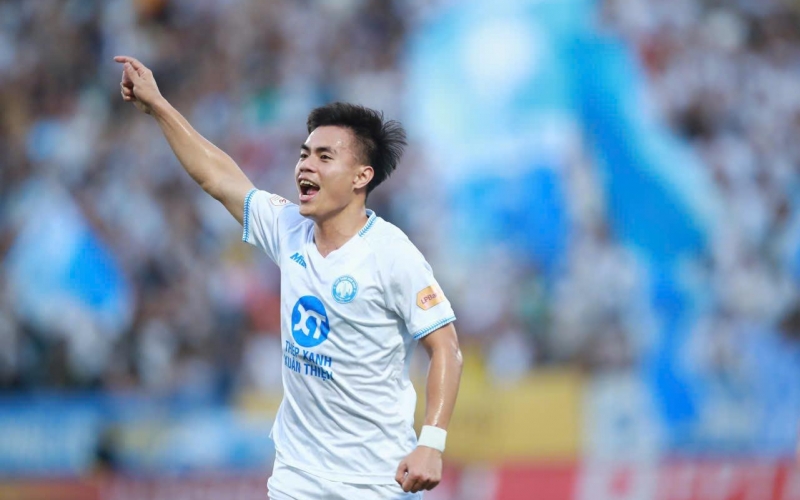 Trực tiếp Nam Định 2-0 Thanh Hóa: Chủ nhà thăng hoa