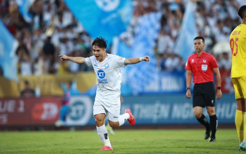 Trực tiếp Nam Định 2-1 Thanh Hóa: Rượt đuổi hấp dẫn