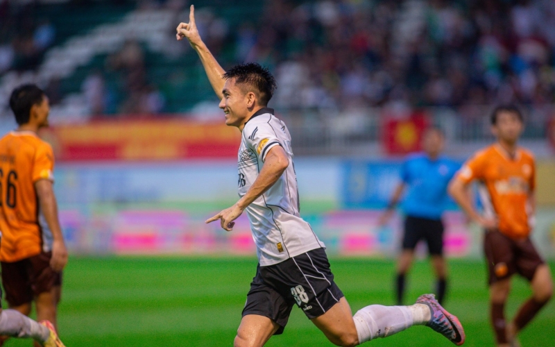 Trực tiếp HAGL 0-1 Đà Nẵng: Bất ngờ xảy ra